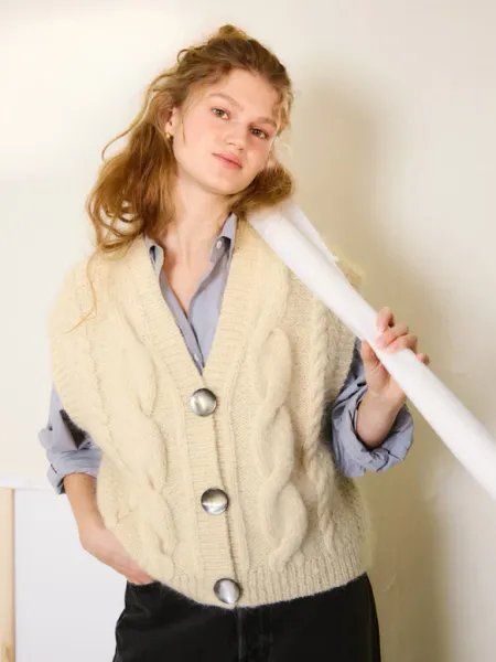 Hovedbilde Enkeltoppskrift / 2502 DIY / Nr. 5  Harper vest